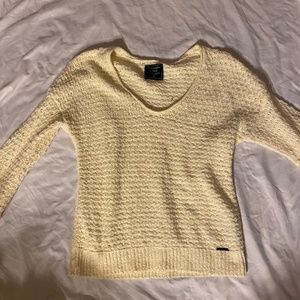 NWOT White Abercrombie & Fitch Sweater